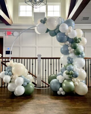 Celebrate the mom to be with the perfect balloon backdrop!  Our gorgeous circle frame balloon decor brings the perfect combination of neutral tones, joy, and fun to the occasion. #balloondecor #babyshower #celebration #happiness #kalisanretrowhite #tuftexfog #sempertexeucayptus #qualatexwhite #stirlingtavern #morristownnj #randolphnj #morriscountynj #morriscountymoms